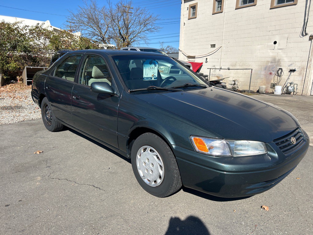 1997 Toyota Camry Image 3