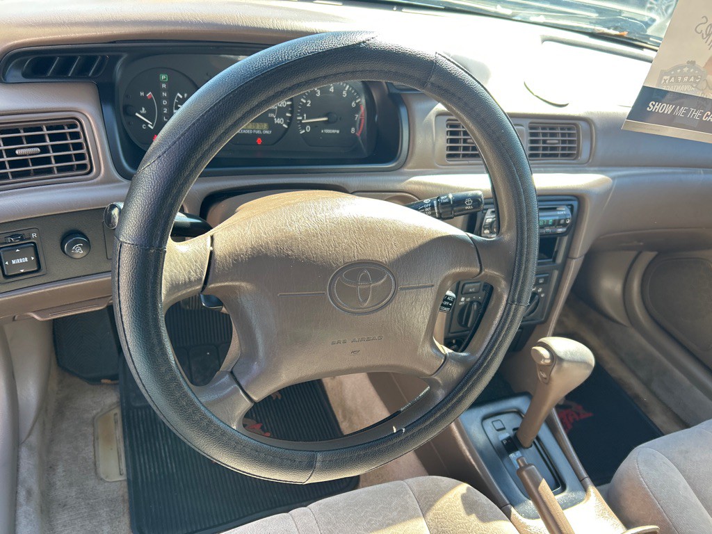 1997 Toyota Camry Image 12