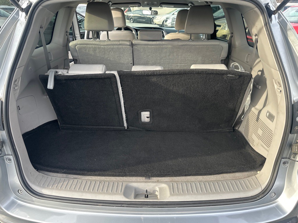 2015 Toyota Highlander Image 16