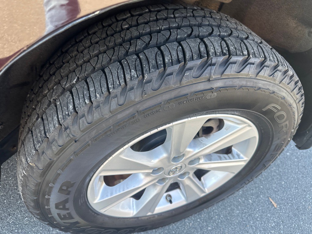 2011 Toyota Highlander Image 10