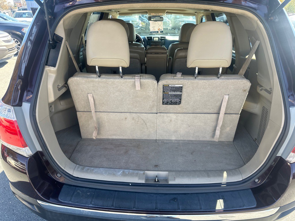 2011 Toyota Highlander Image 16