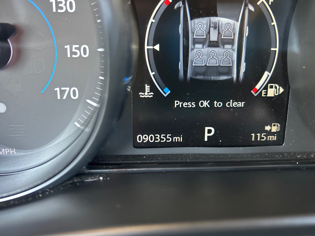 2017 Jaguar XE Image 16