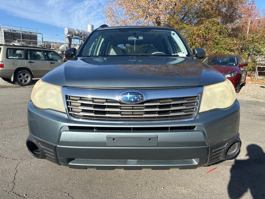 2010 Subaru Forester Image 8