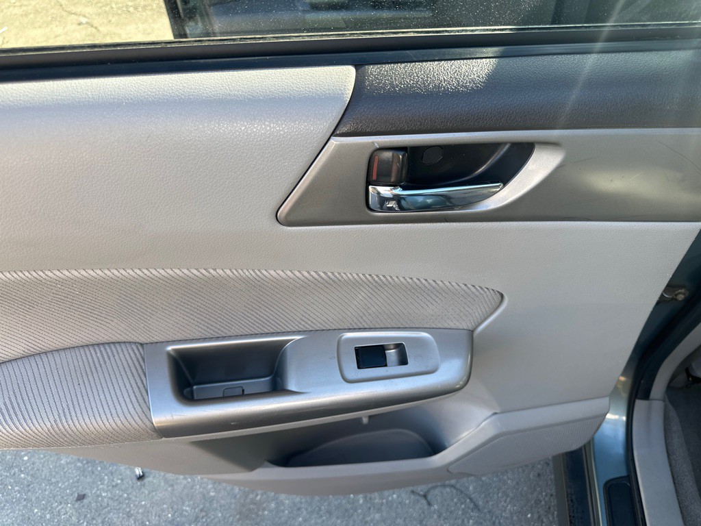2010 Subaru Forester Image 13