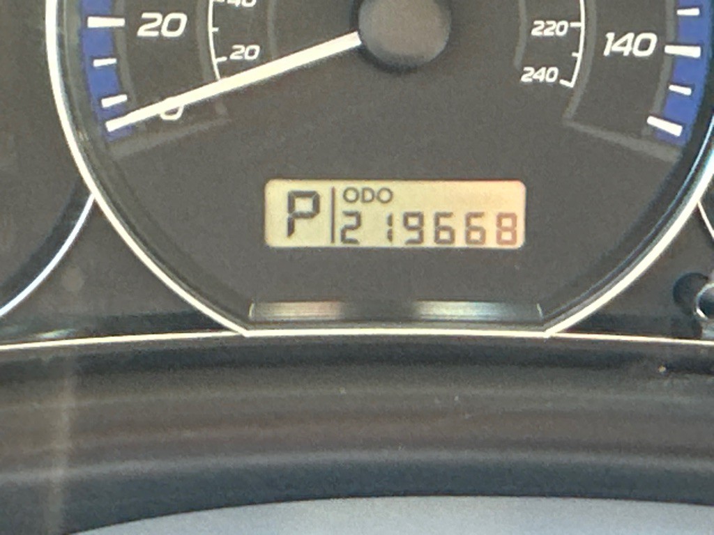 2010 Subaru Forester Image 17