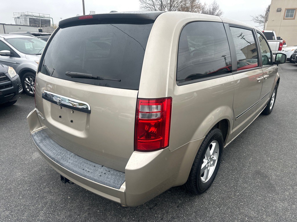 2008 Dodge Grand Caravan Image 5