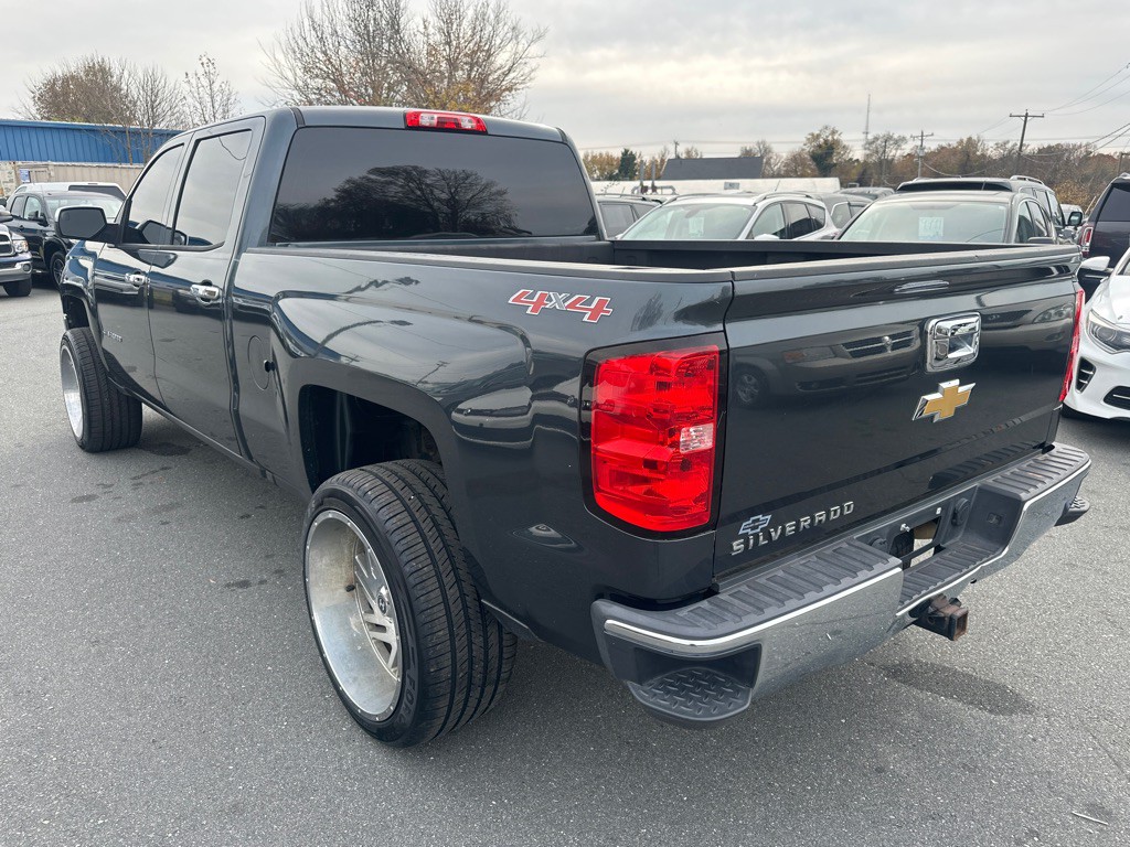 2017 Chevrolet Silverado 1500 Image 3