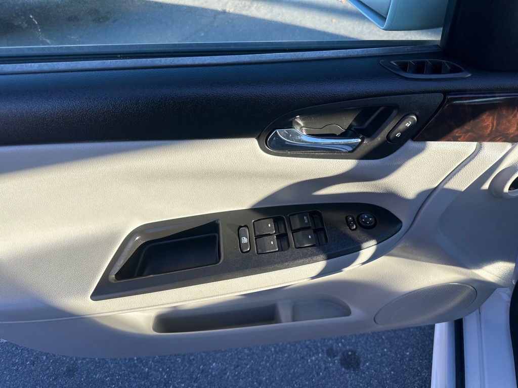 2014 Chevrolet Impala Image 10