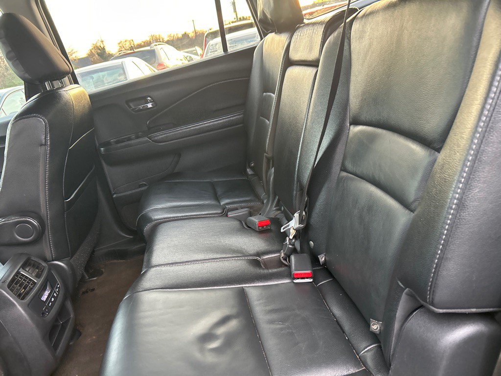 2016 Honda Pilot Image 13