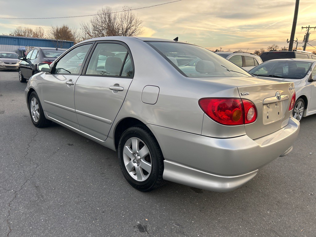 2004 Toyota Corolla Image 7