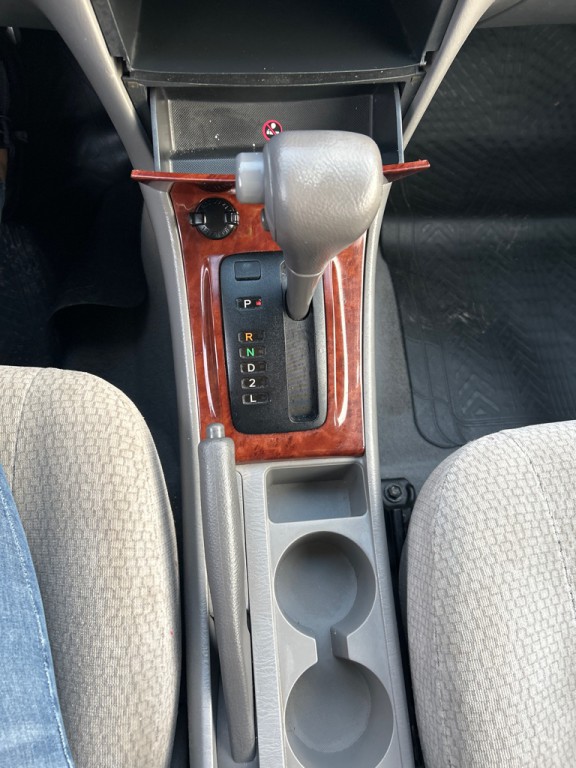 2004 Toyota Corolla Image 15