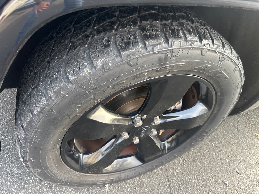 2014 Jeep Grand Cherokee Image 9