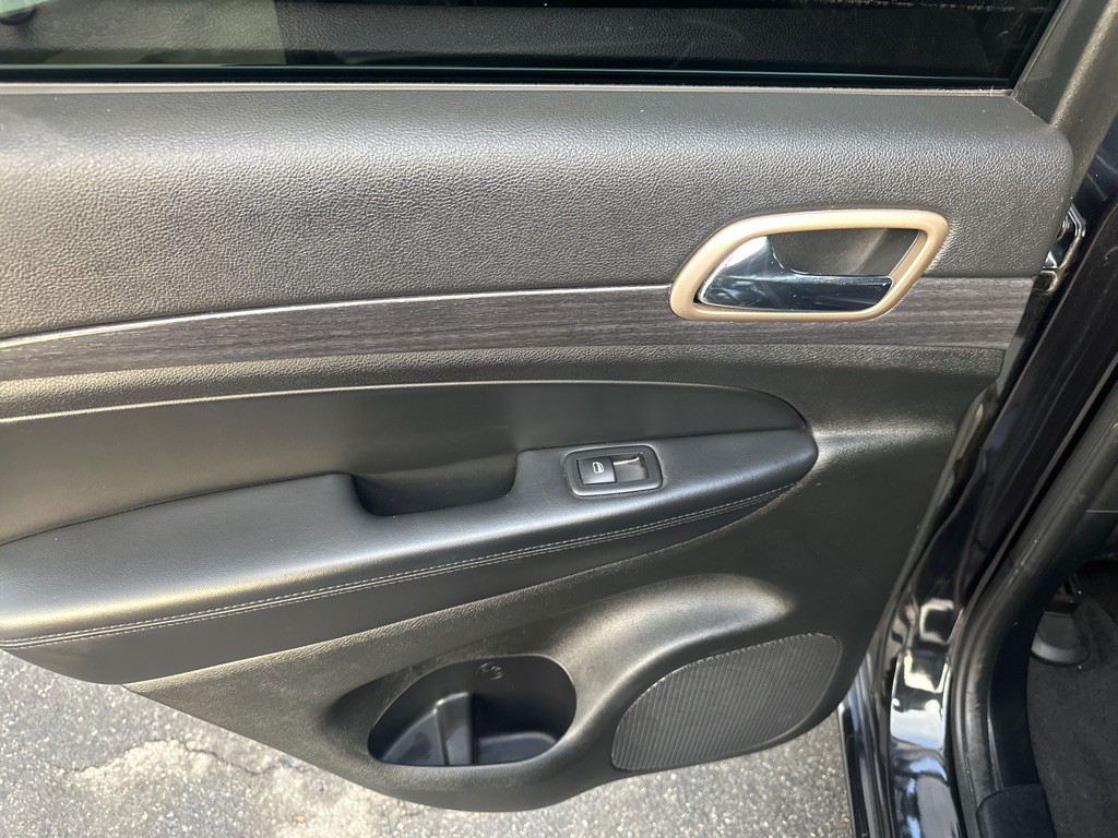 2014 Jeep Grand Cherokee Image 12