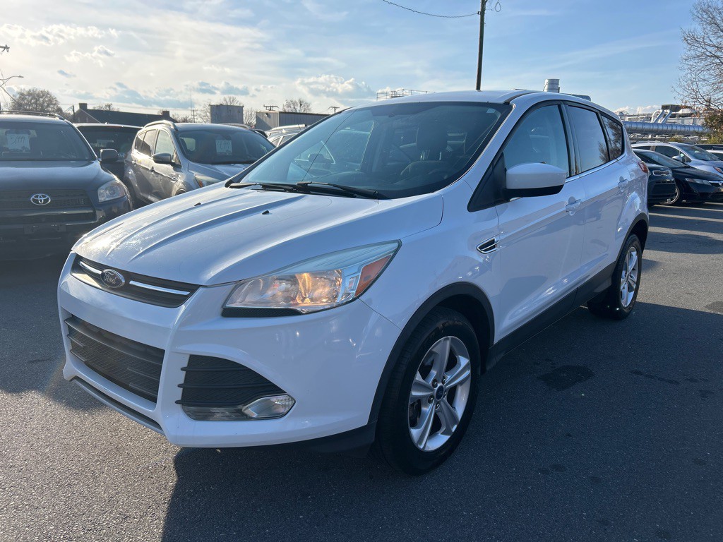 2015 Ford Escape Image 1