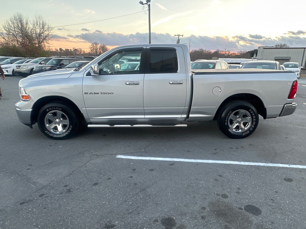 2011 Dodge Ram 1500 Image 2