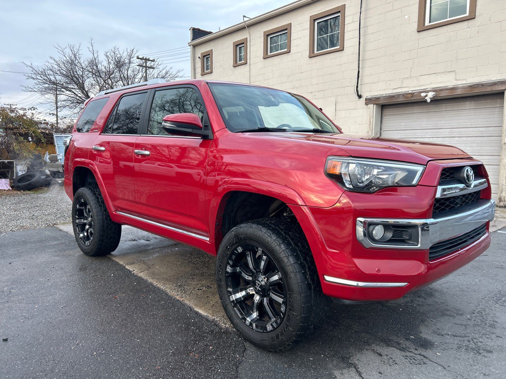 2016 Toyota 4Runner Image 3