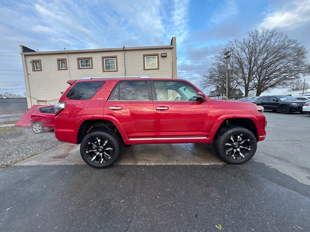 2016 Toyota 4Runner Image 4
