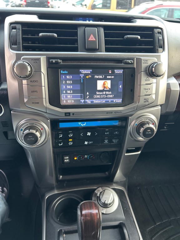 2016 Toyota 4Runner Image 15