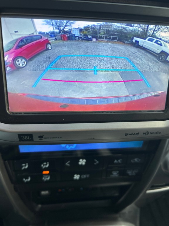 2016 Toyota 4Runner Image 18