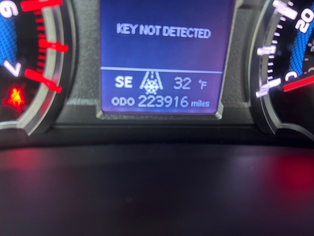 2016 Toyota 4Runner Image 19