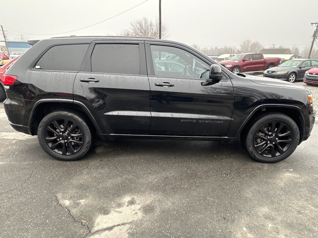 2017 Jeep Grand Cherokee Image 6
