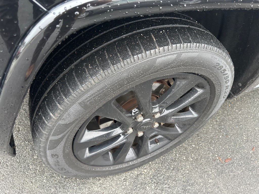 2017 Jeep Grand Cherokee Image 9