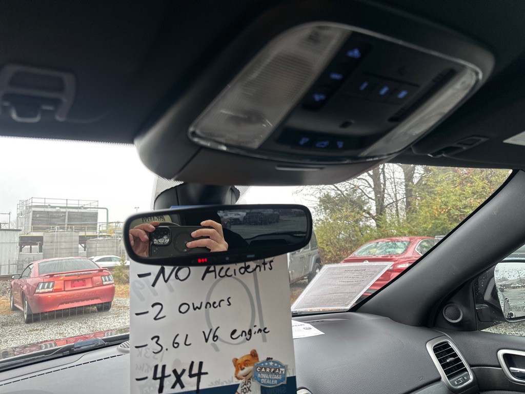 2017 Jeep Grand Cherokee Image 21