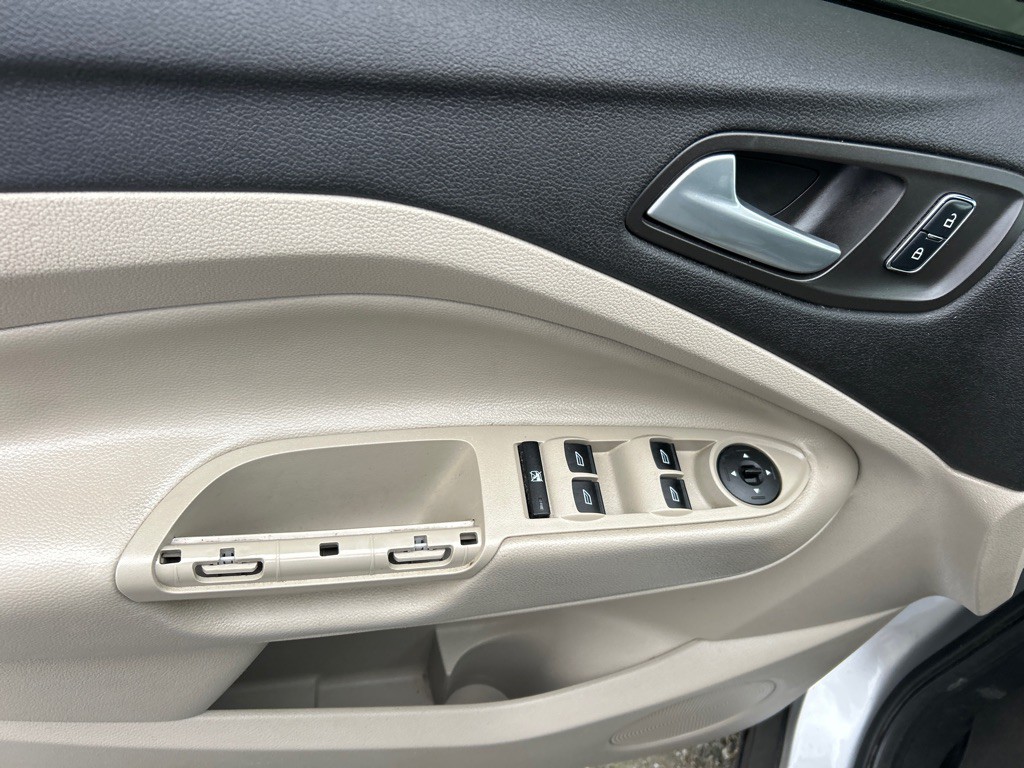 2014 Ford Escape Image 10