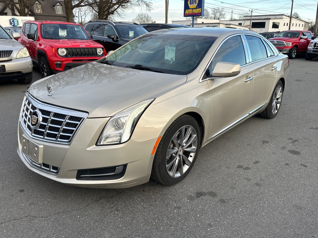 2013 Cadillac XTS Image 1