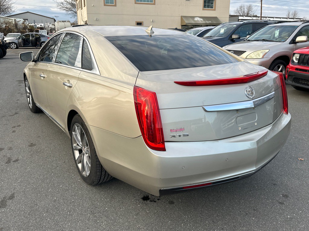 2013 Cadillac XTS Image 3