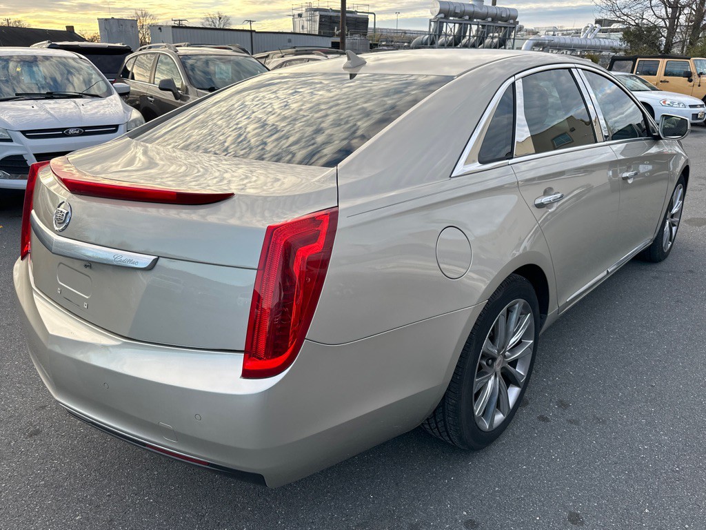 2013 Cadillac XTS Image 5