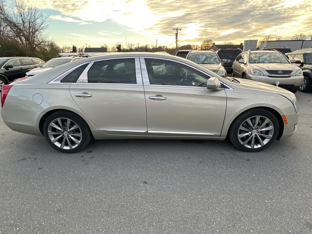 2013 Cadillac XTS Image 6