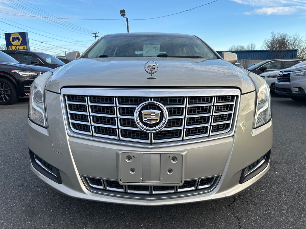 2013 Cadillac XTS Image 8