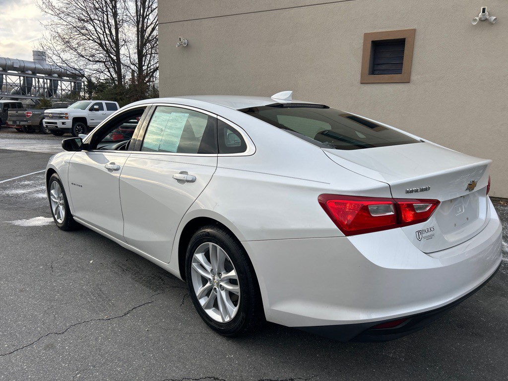 2016 Chevrolet Malibu Image 7