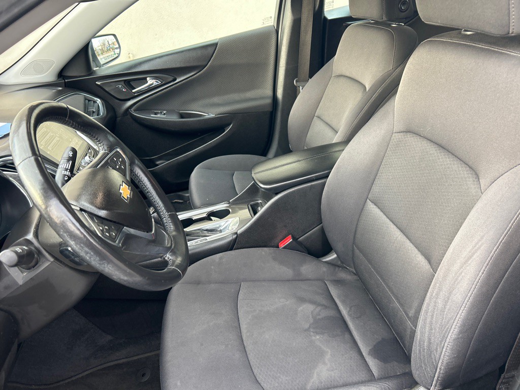 2016 Chevrolet Malibu Image 10