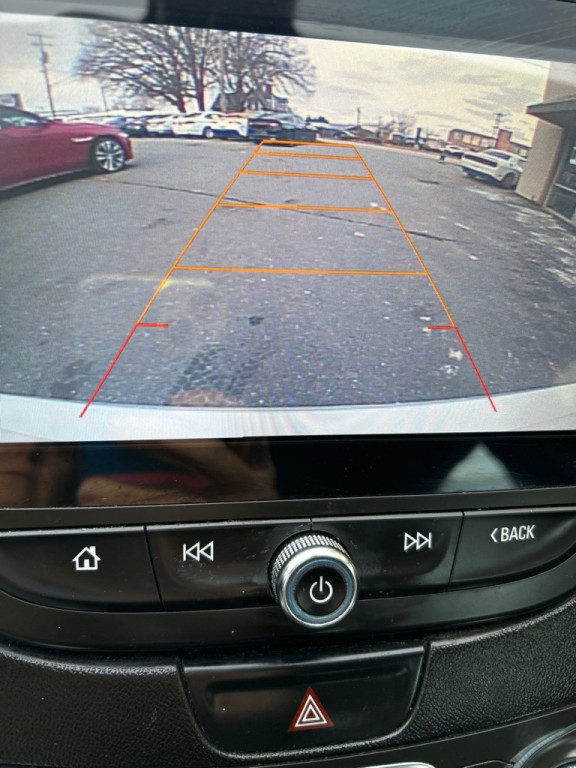 2016 Chevrolet Malibu Image 16