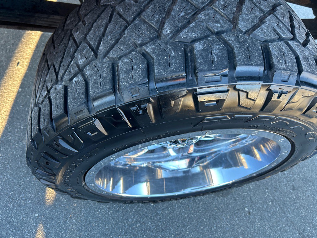 2005 GMC Sierra Image 9