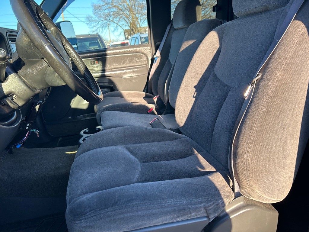 2005 GMC Sierra Image 12