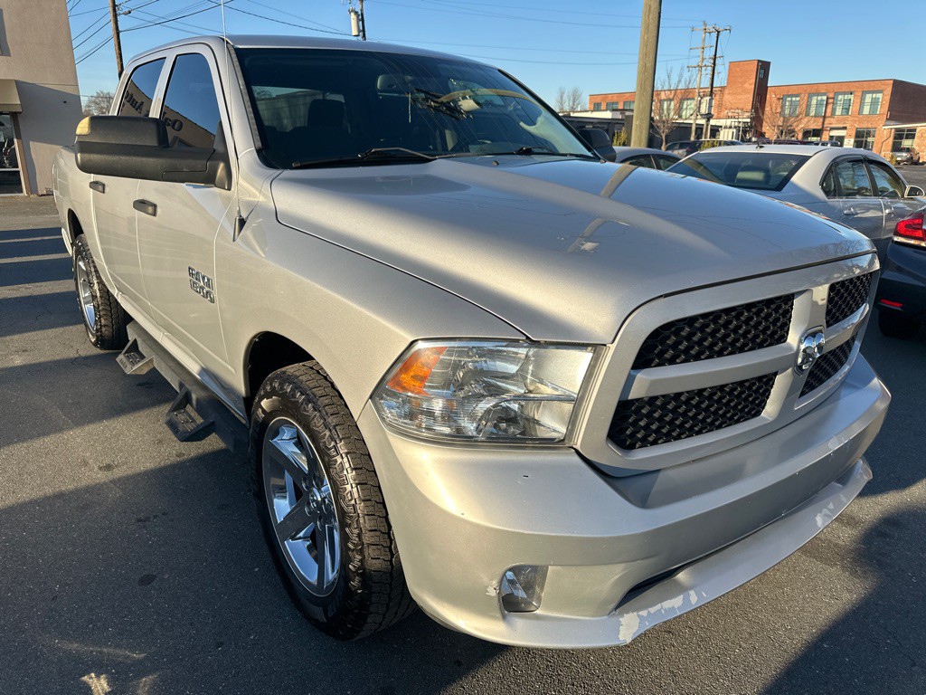 2016 RAM 1500 Image 8