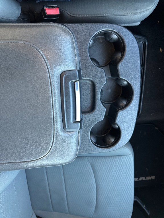 2016 RAM 1500 Image 21