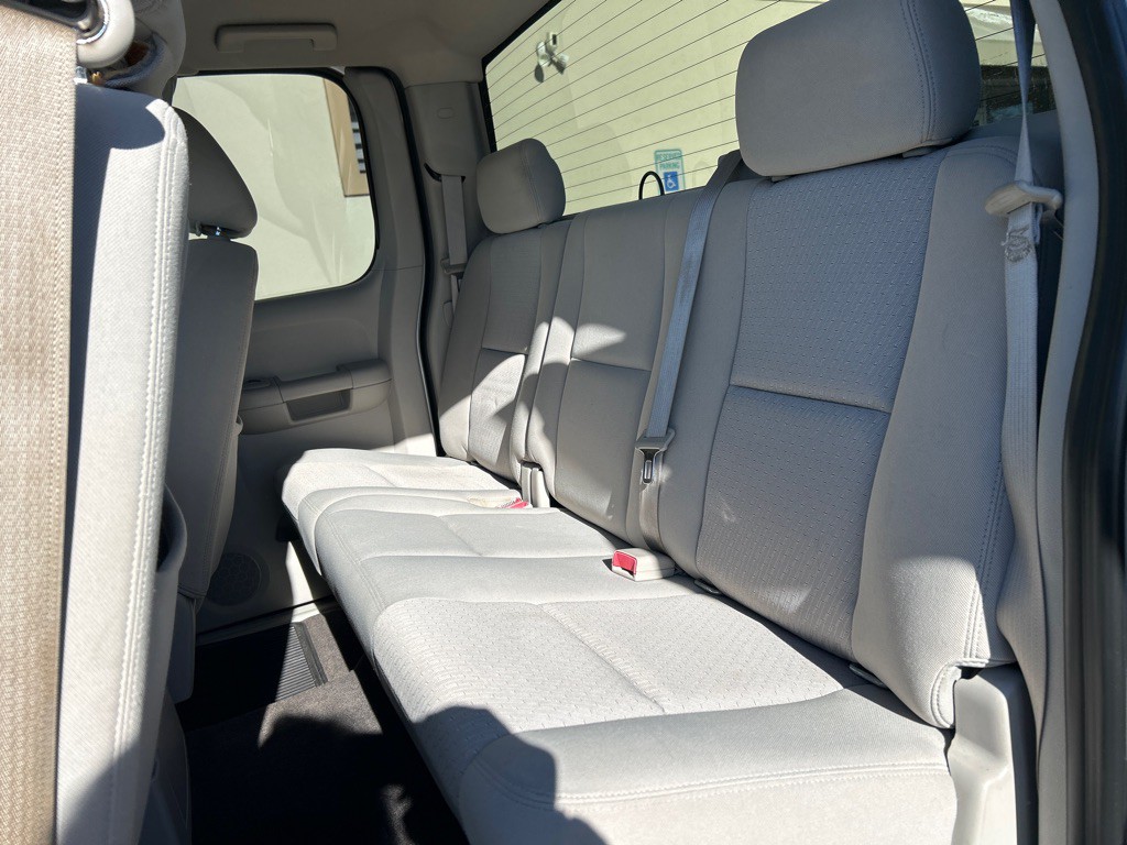 2010 Chevrolet Silverado 1500 Image 12