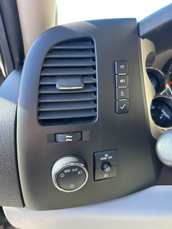 2010 Chevrolet Silverado 1500 Image 14