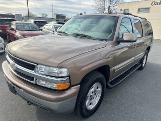 Image for 2004 Chevrolet Suburban LT 1500 ID: 7074480