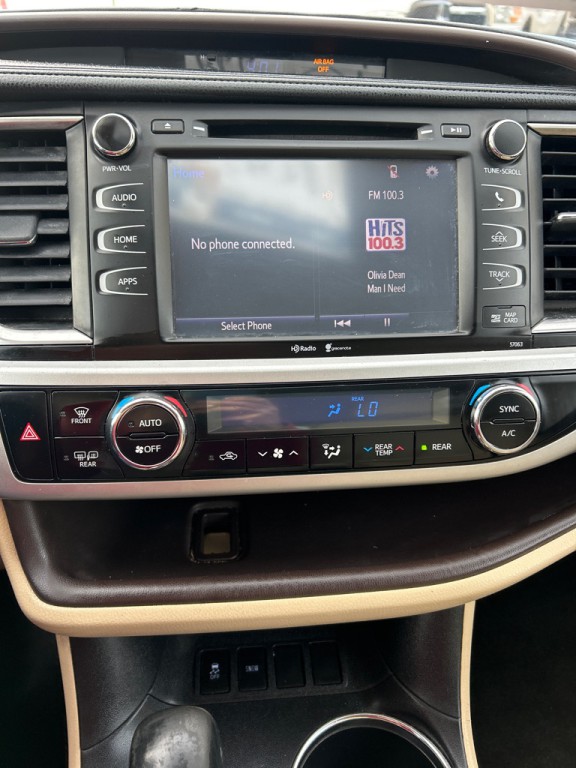 2014 Toyota Highlander Image 14