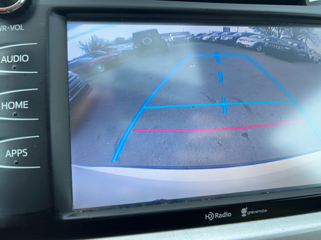 2014 Toyota Highlander Image 16