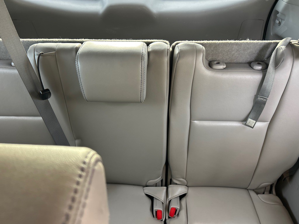 2017 Toyota Highlander Image 13