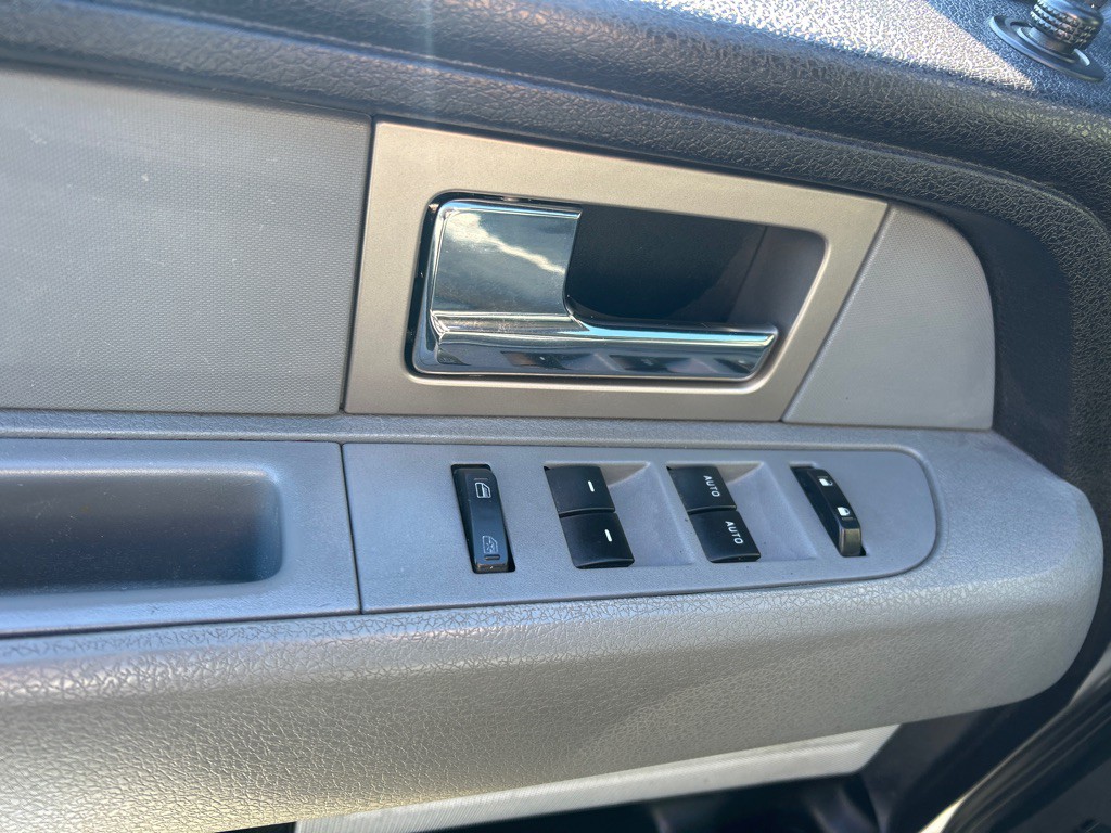 2013 Ford F-150 Image 10