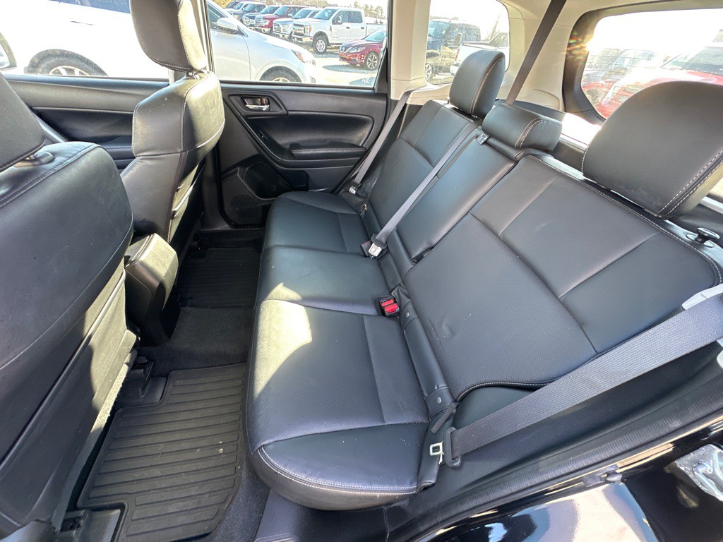 2014 Subaru Forester Image 14