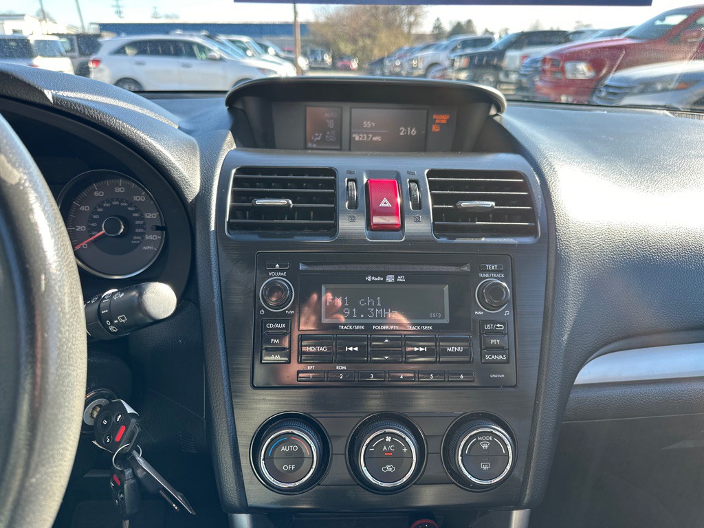 2014 Subaru Forester Image 18