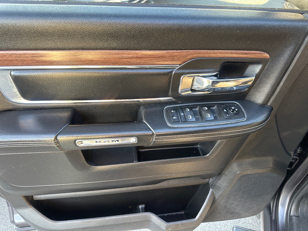 2015 RAM 1500 Image 11